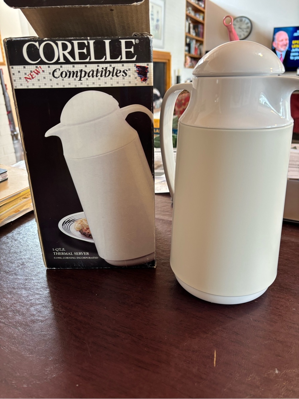Corelle NIB White Thermal Server with Handle original box